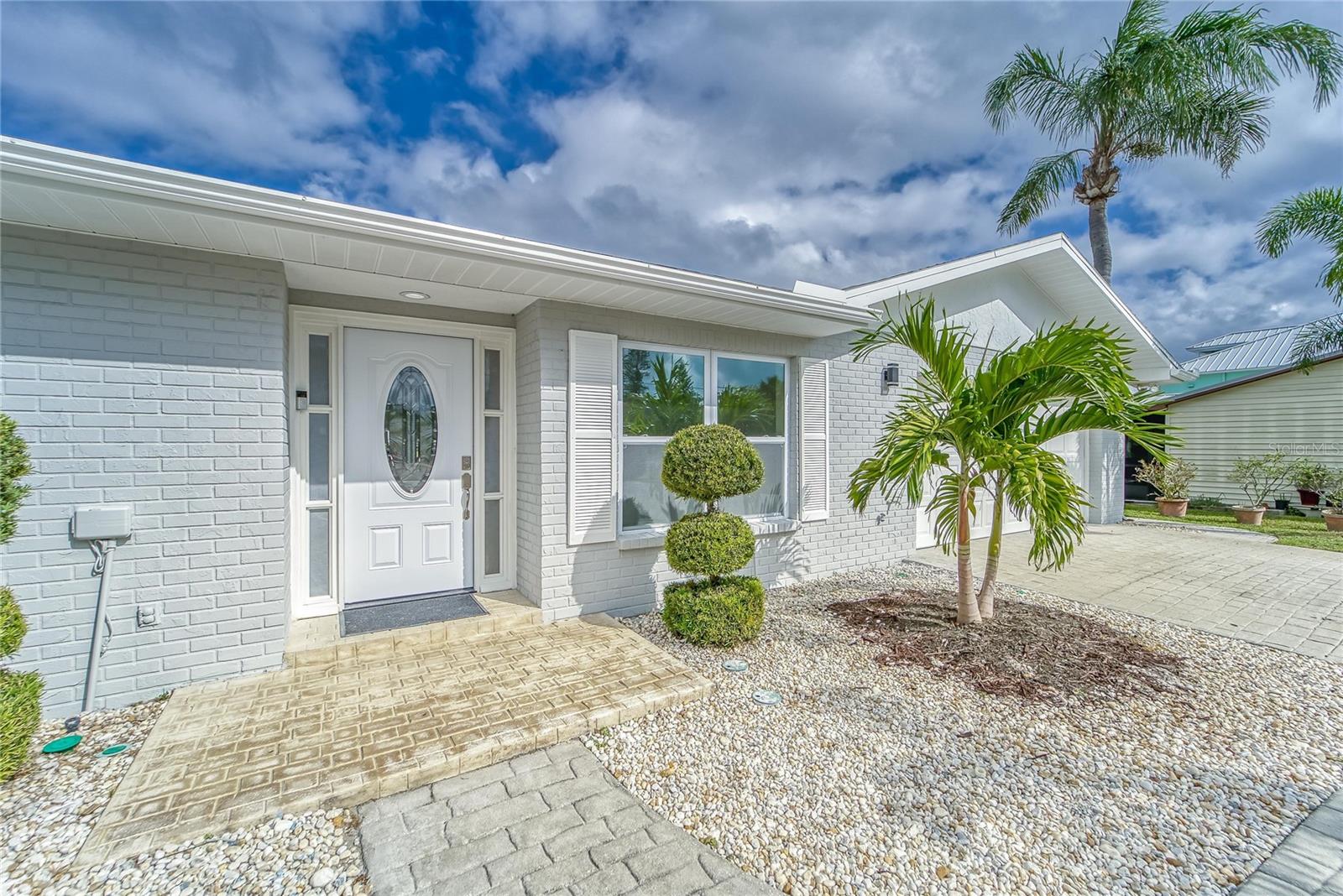 KIMS COVE - Residential