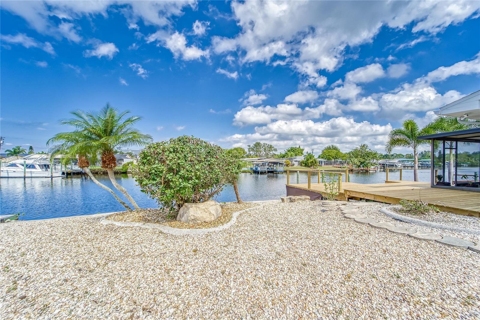 KIMS COVE - Residential