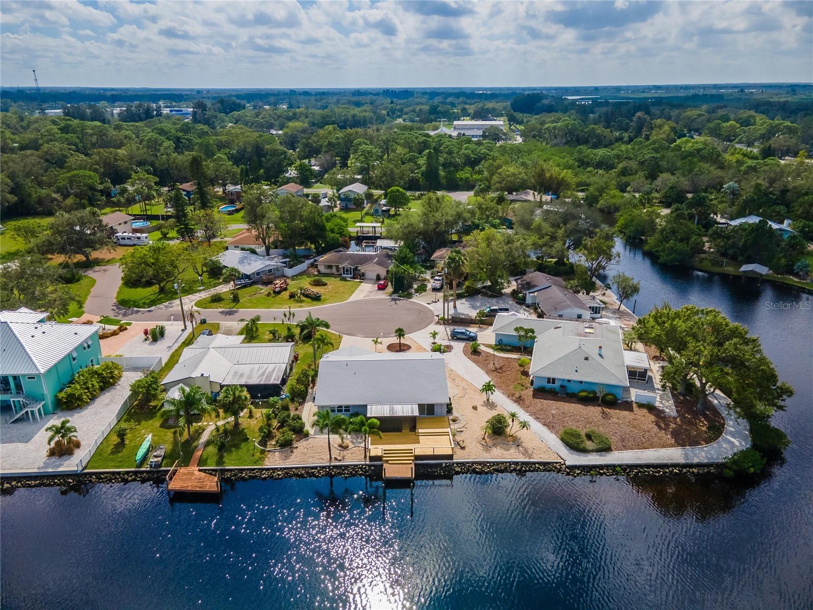 KIMS COVE - Residential