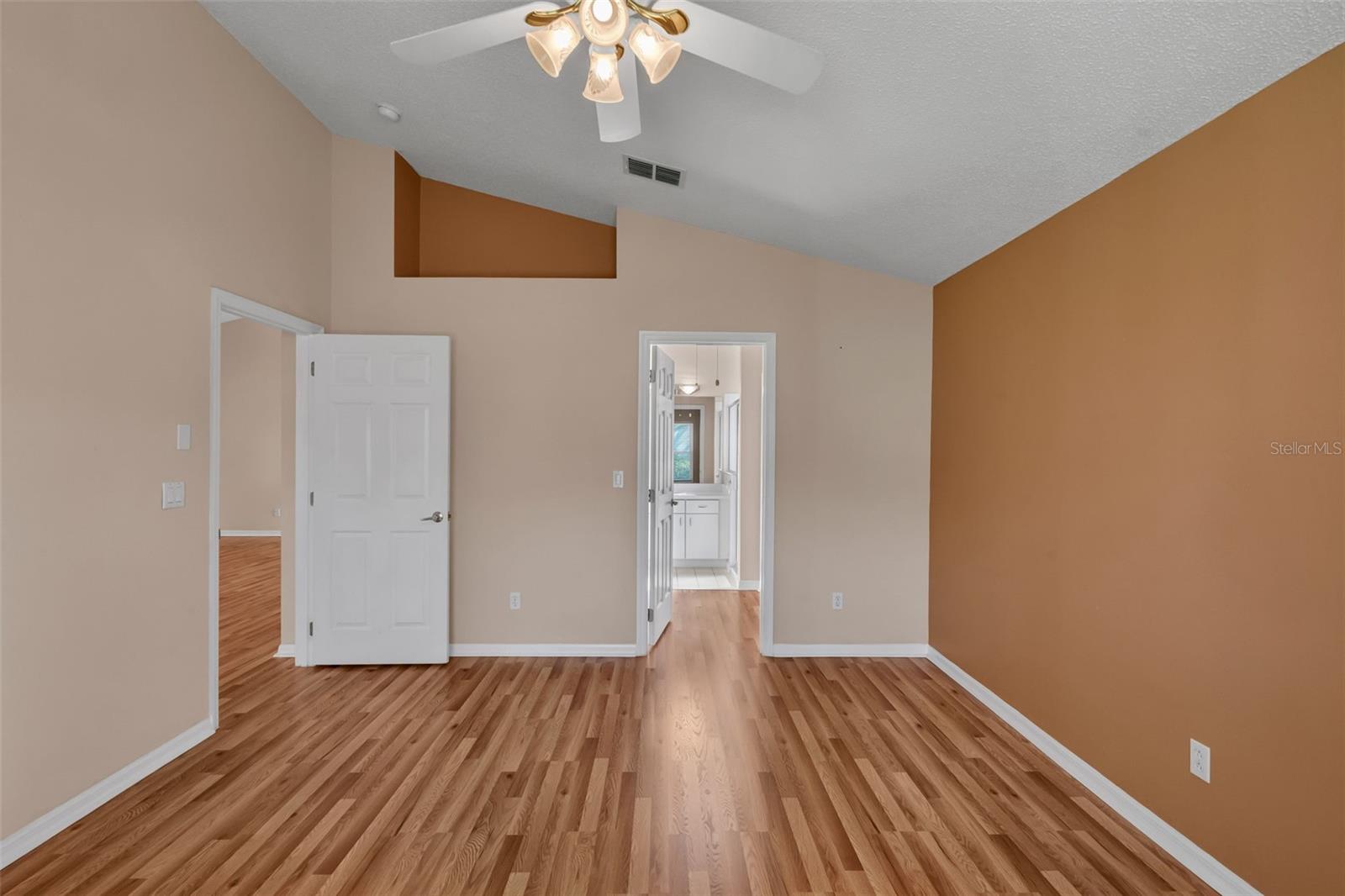 MANCHESTER AT KINGS RIDGE PH I - Residential