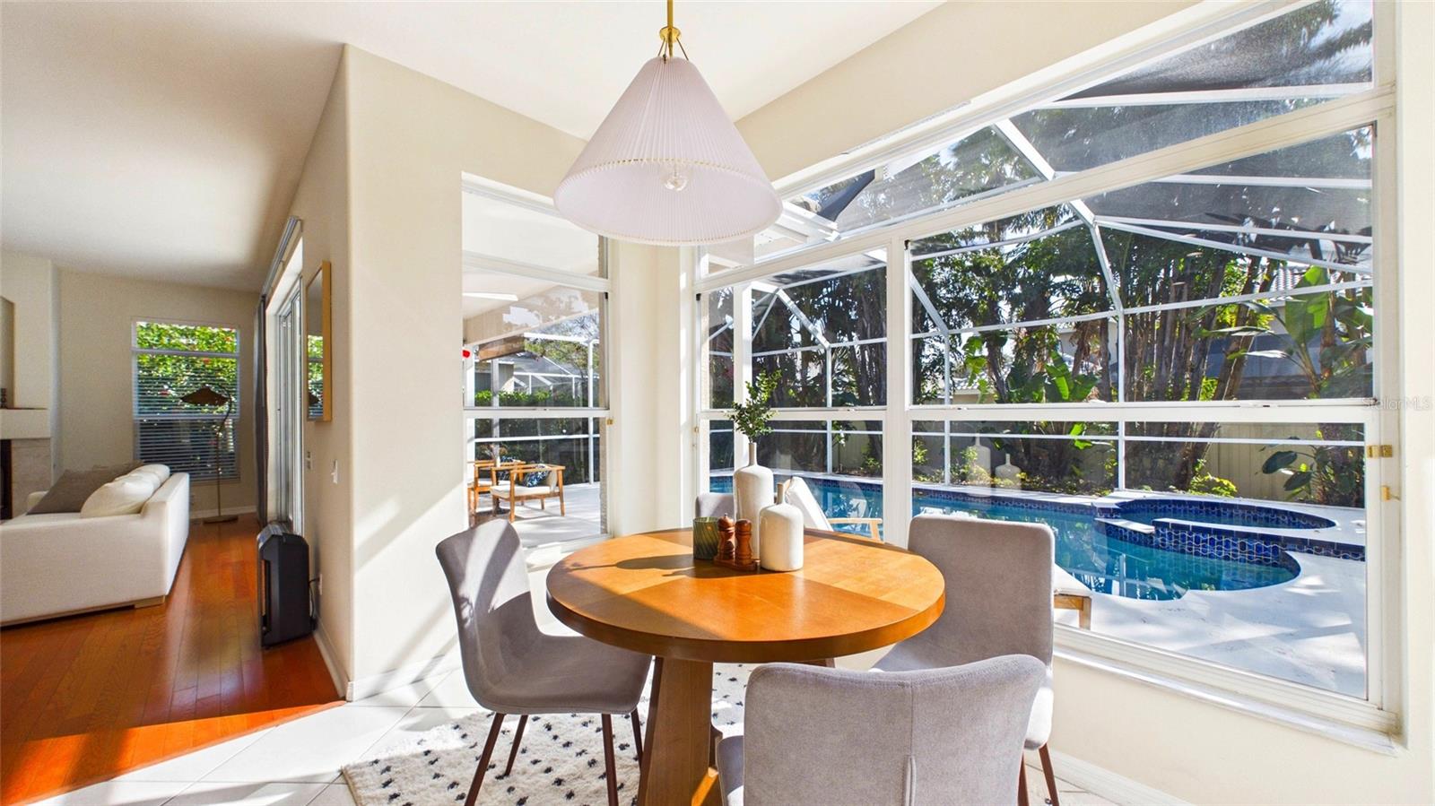 HIGHLAND WOODS SUB - Residential