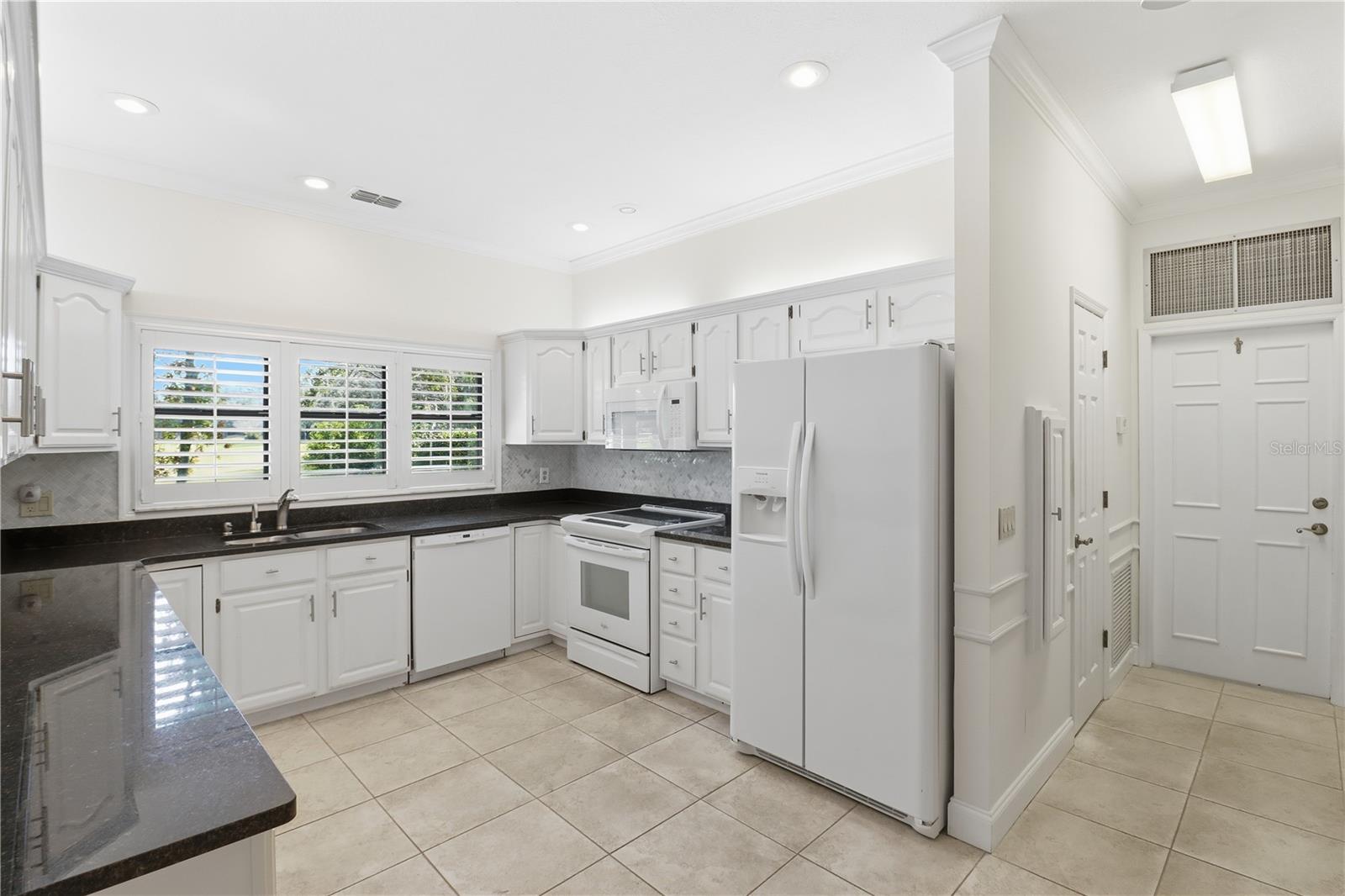 BENT TREE VILLAGE PB 14 PG 1 LOT 15 - Residential