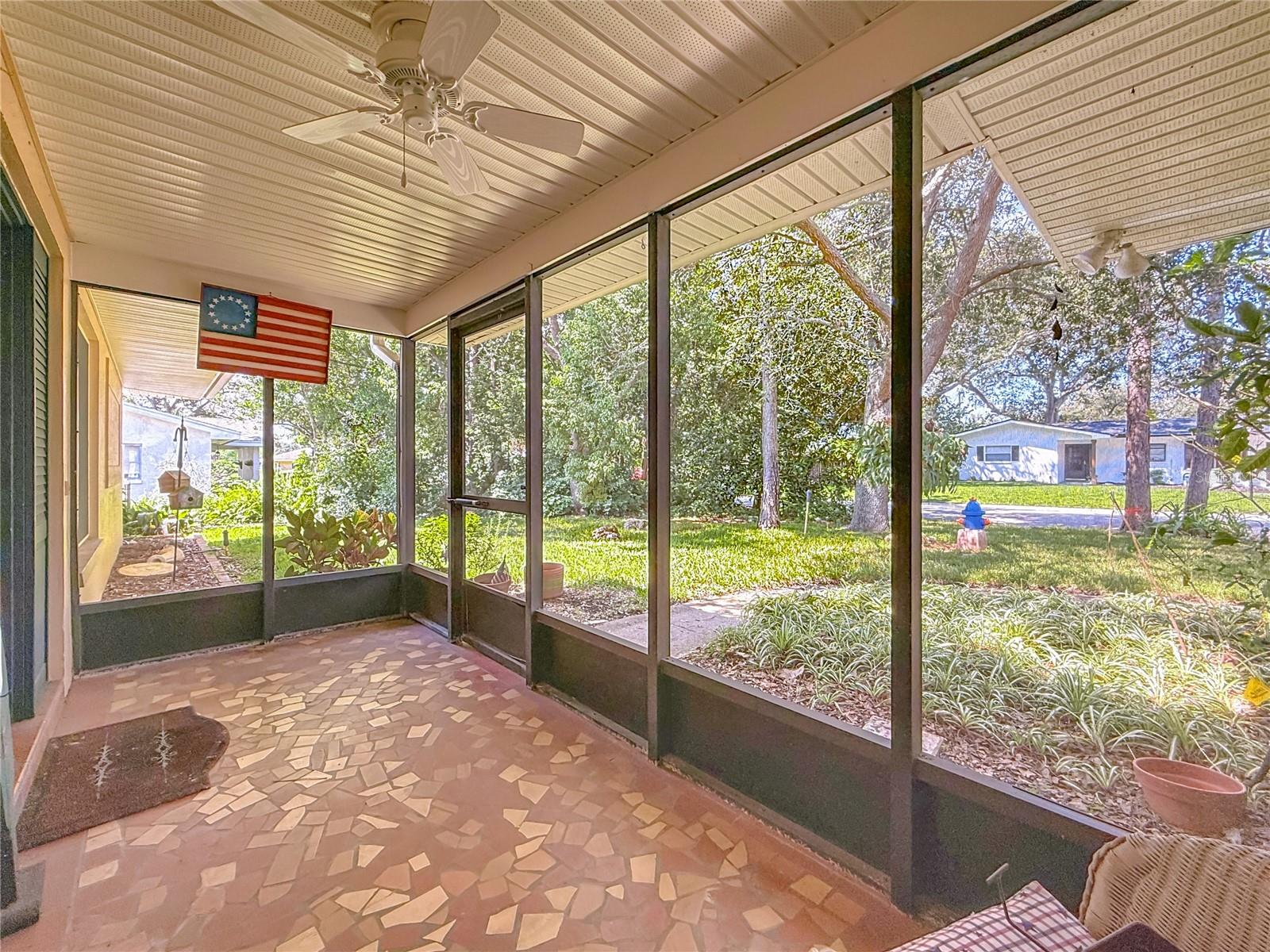 1015 WILLOWBRANCH AVENUE