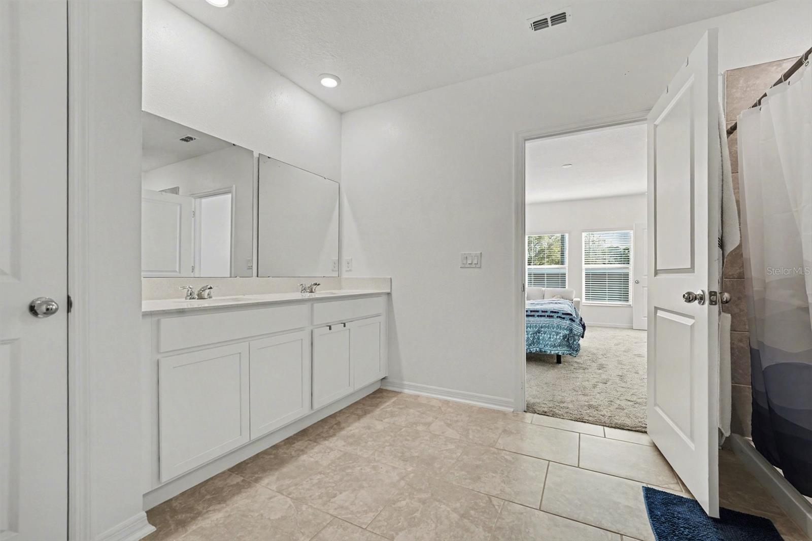 LEOMAS LNDG PH 1 - Residential