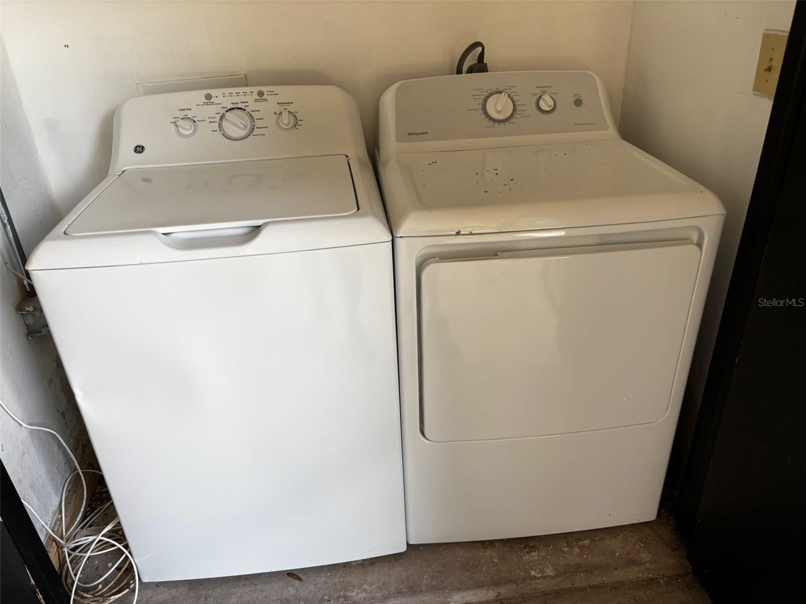 NORTH OAKS CONDO III - Residential