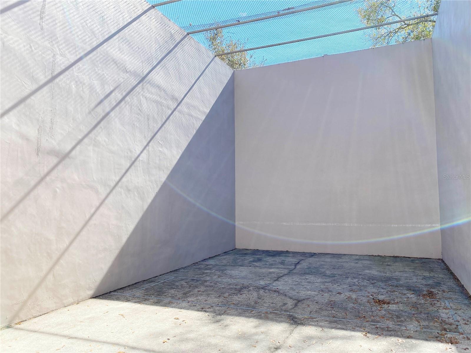 NORTH OAKS CONDO III - Residential