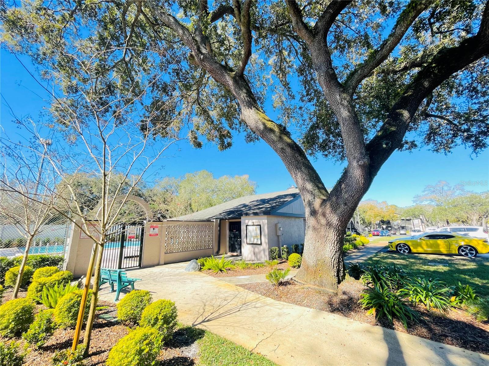 NORTH OAKS CONDO III - Residential