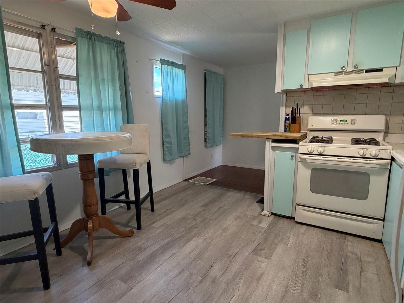 TRI-PAR ESTATES - Residential