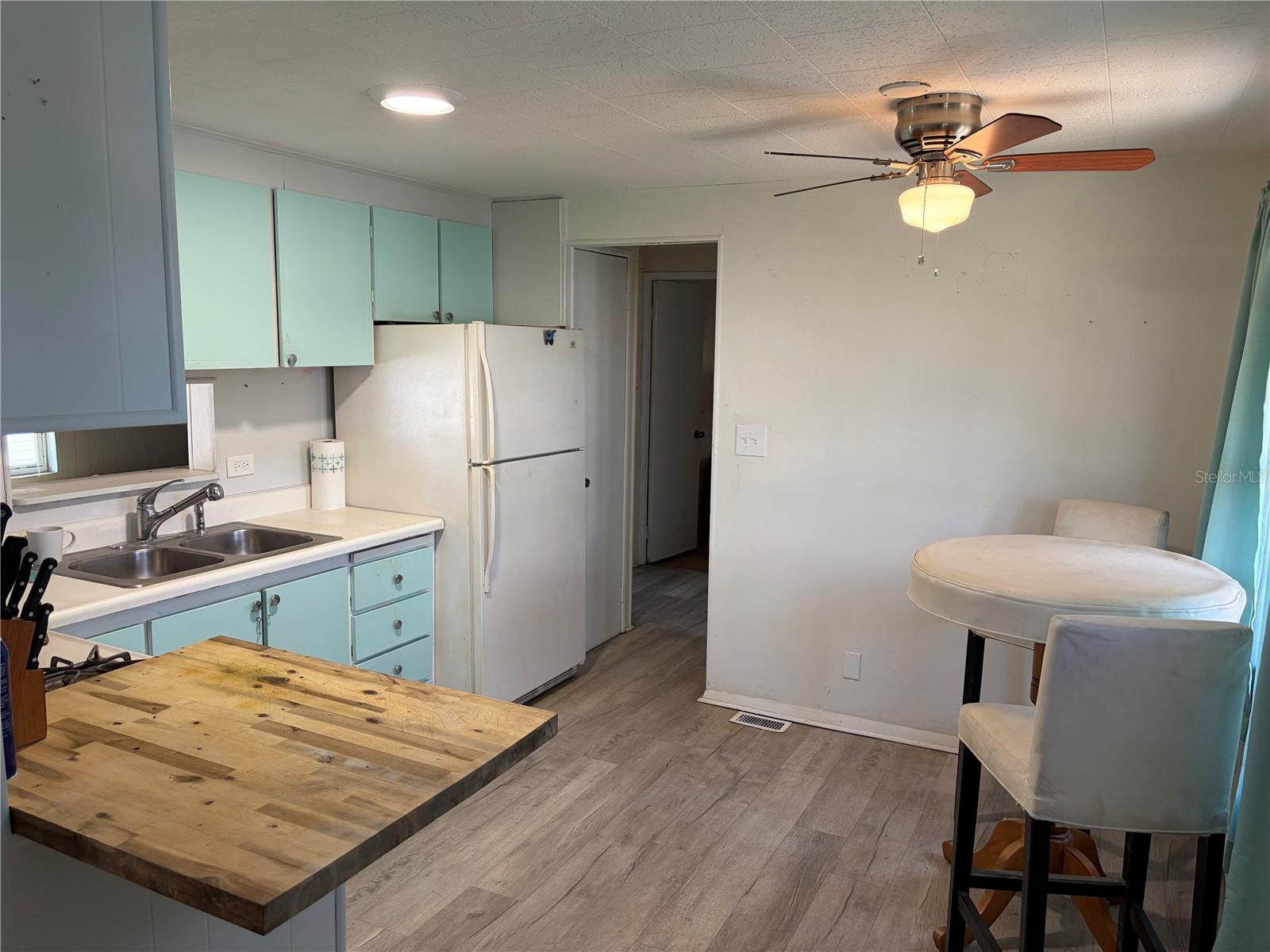 TRI-PAR ESTATES - Residential