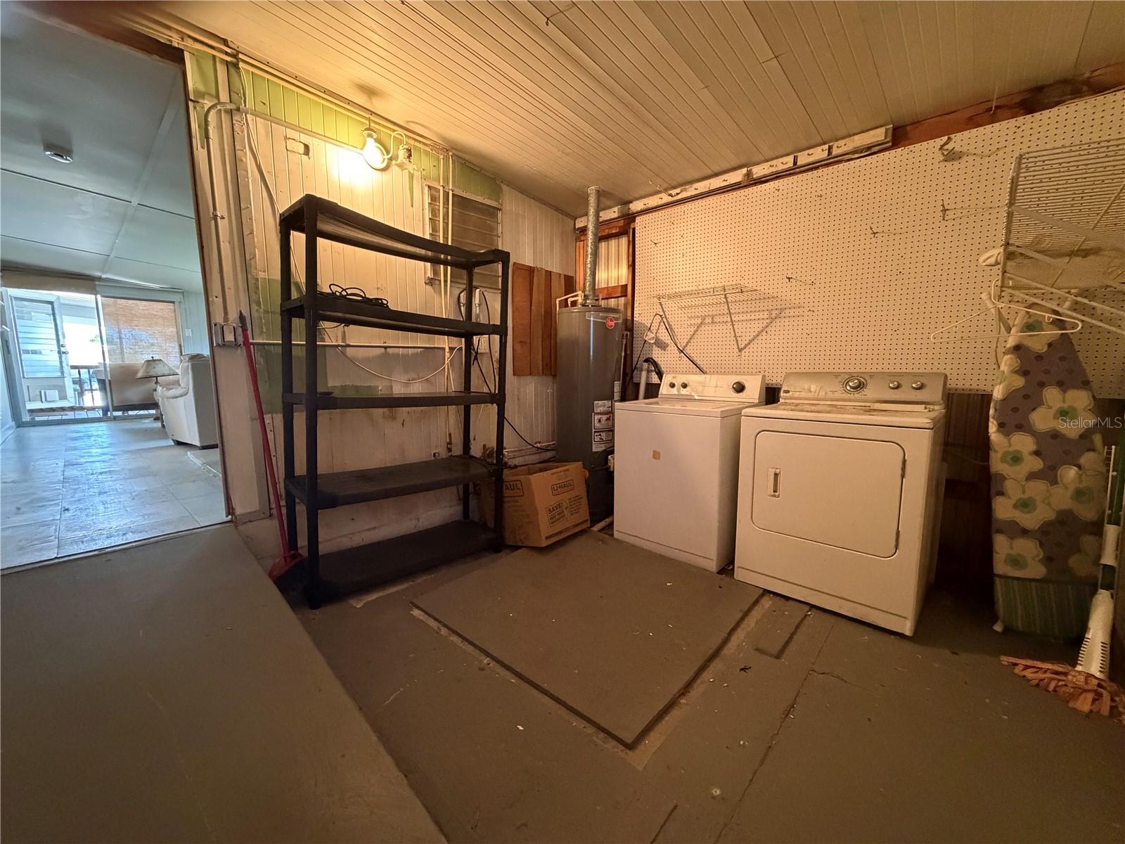 TRI-PAR ESTATES - Residential