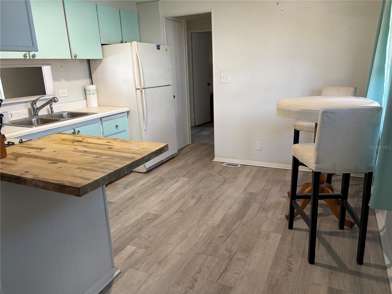 TRI-PAR ESTATES - Residential