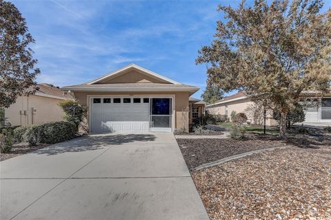 Photo of 9183 SW 102nd Circle, Ocala, FL 34481 (MLS # O6360204)