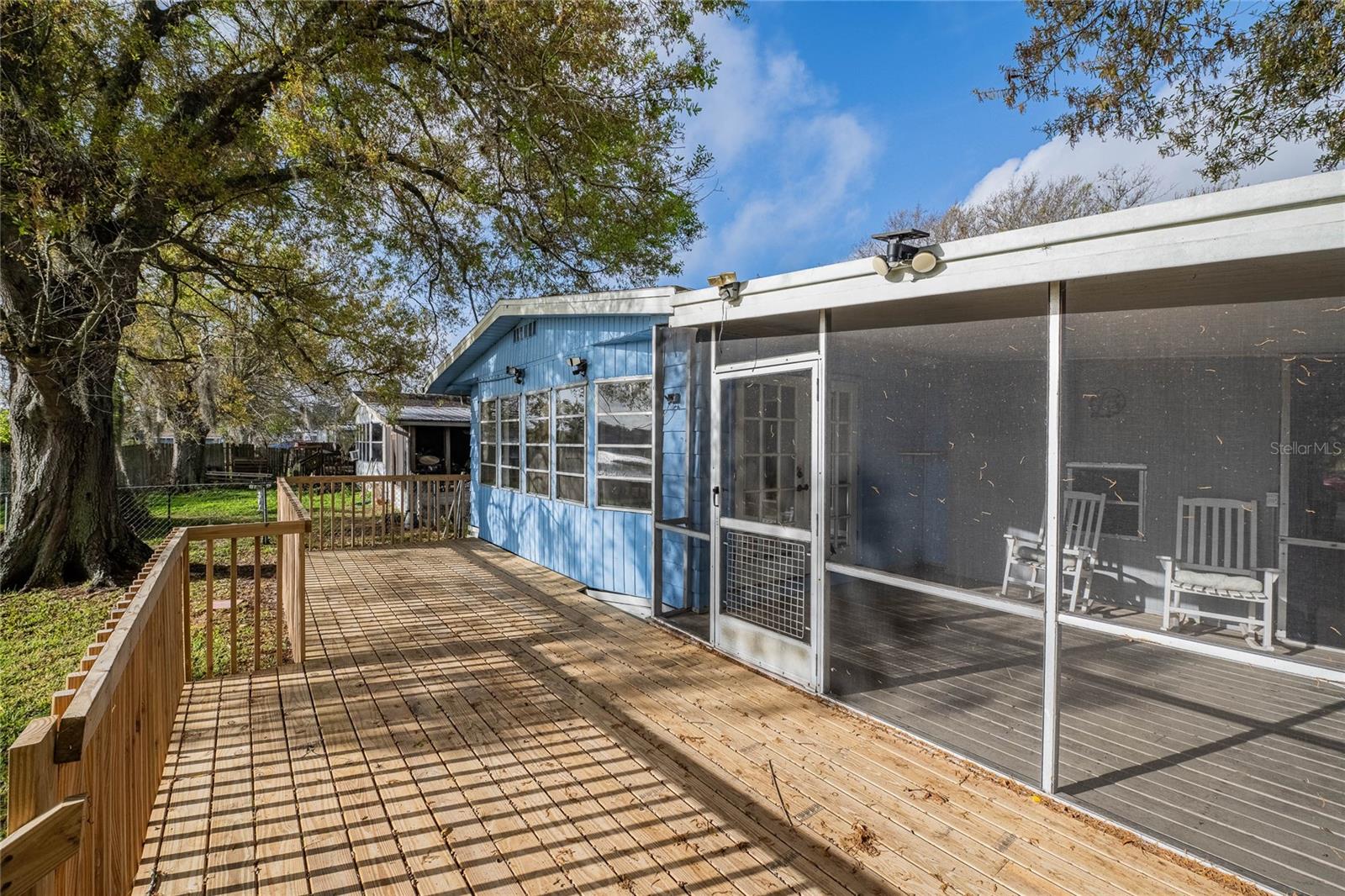 CRYSTAL LAKE ESTATES - Residential