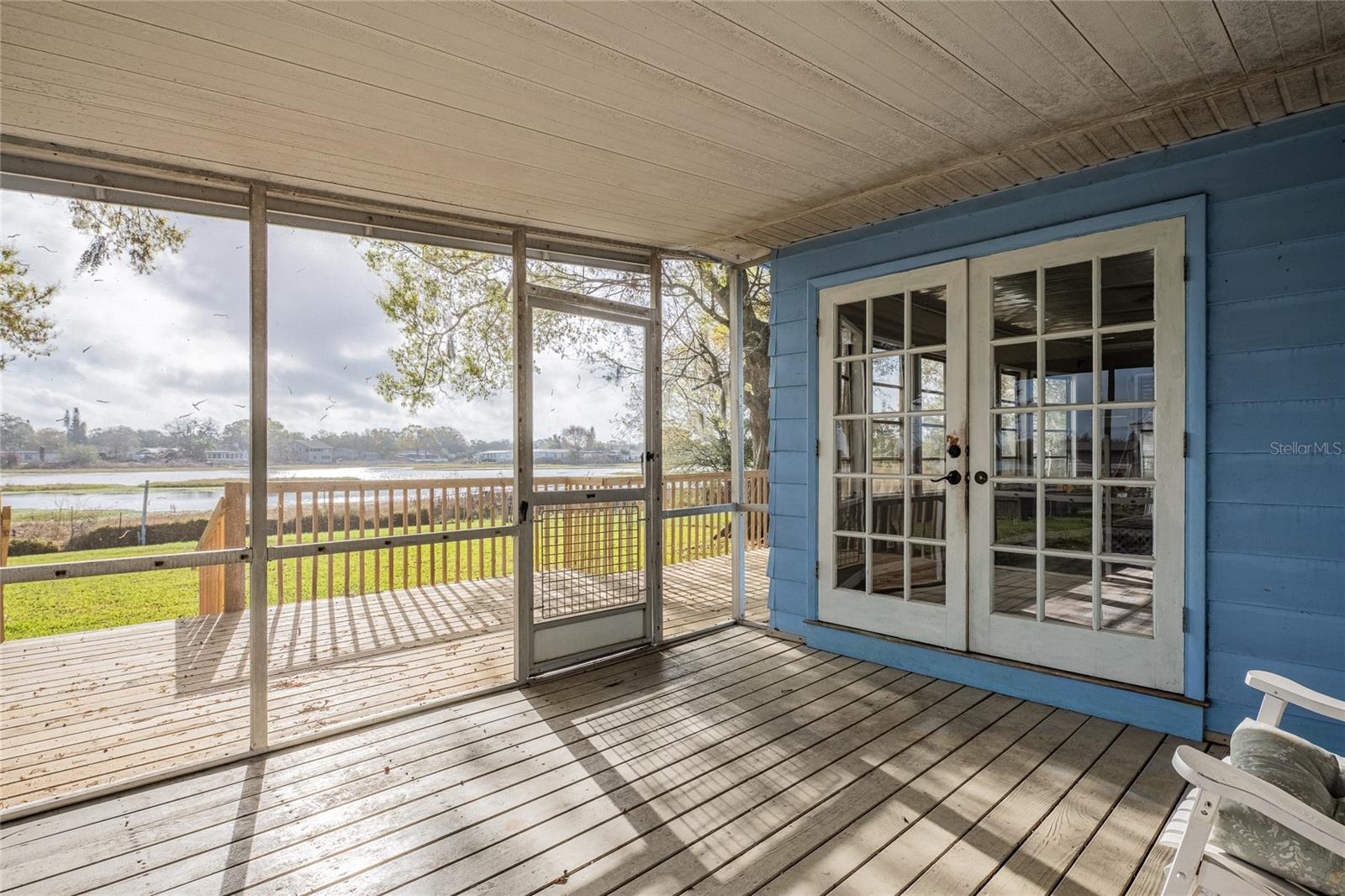 CRYSTAL LAKE ESTATES - Residential