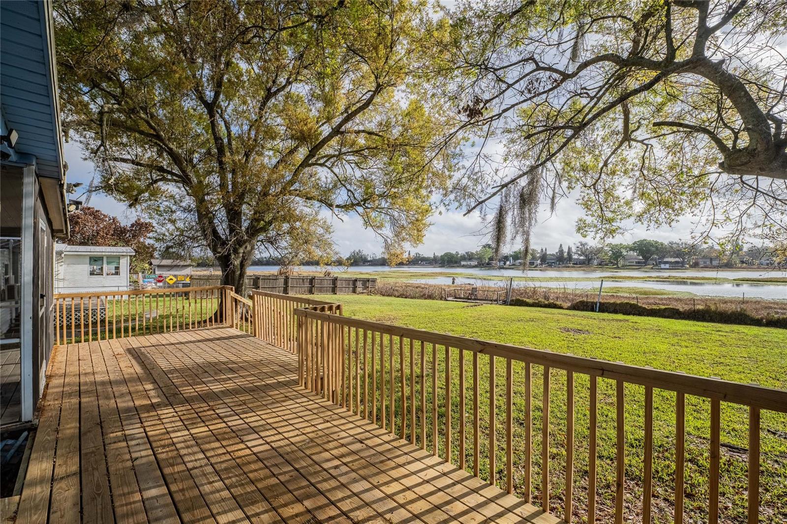 CRYSTAL LAKE ESTATES - Residential