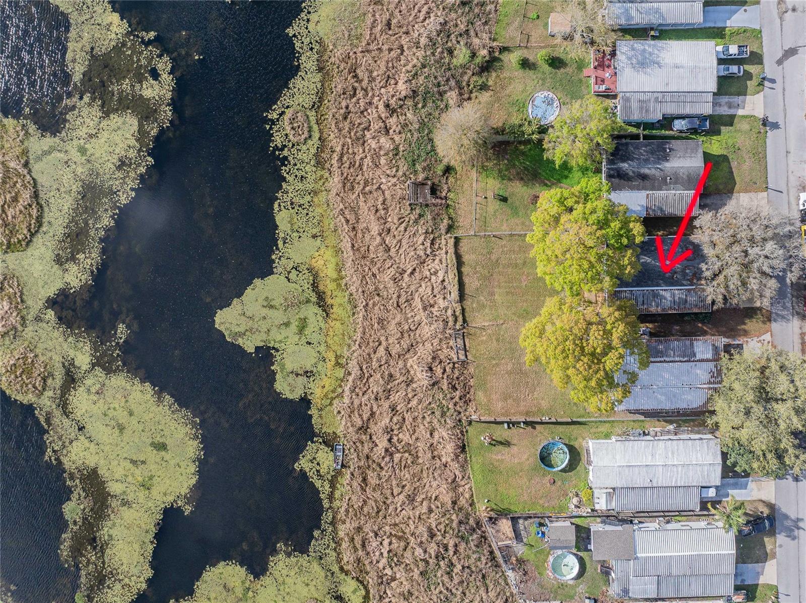 CRYSTAL LAKE ESTATES - Residential