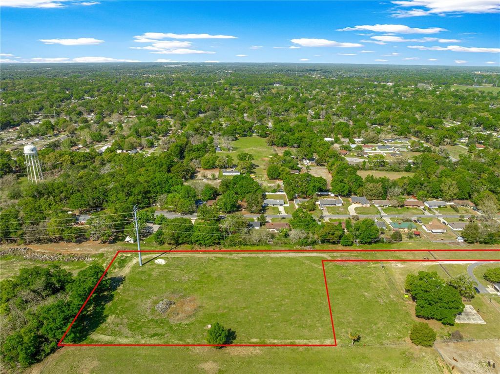 Photo of NE 49th St, Ocala, FL 34479 (MLS # OM721853)