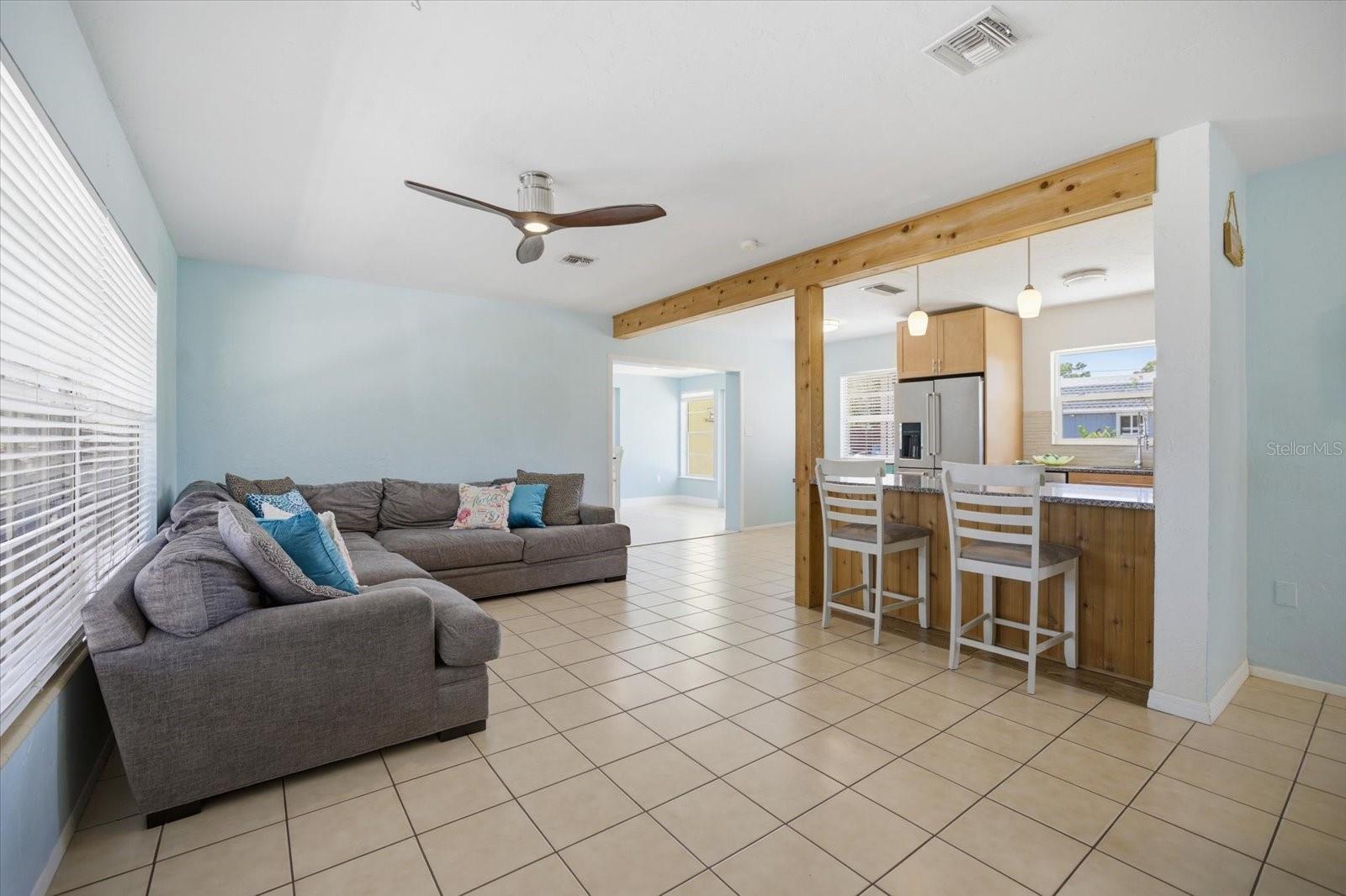 EAST VENICE - Residential