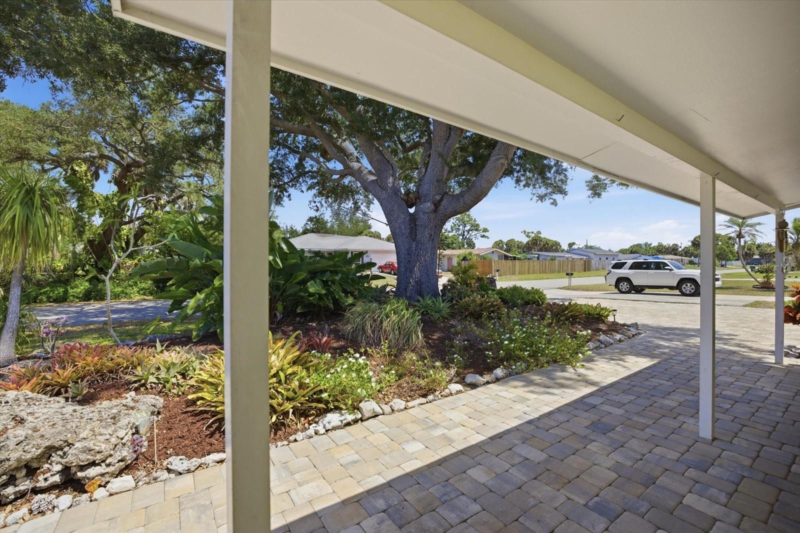 EAST VENICE - Residential