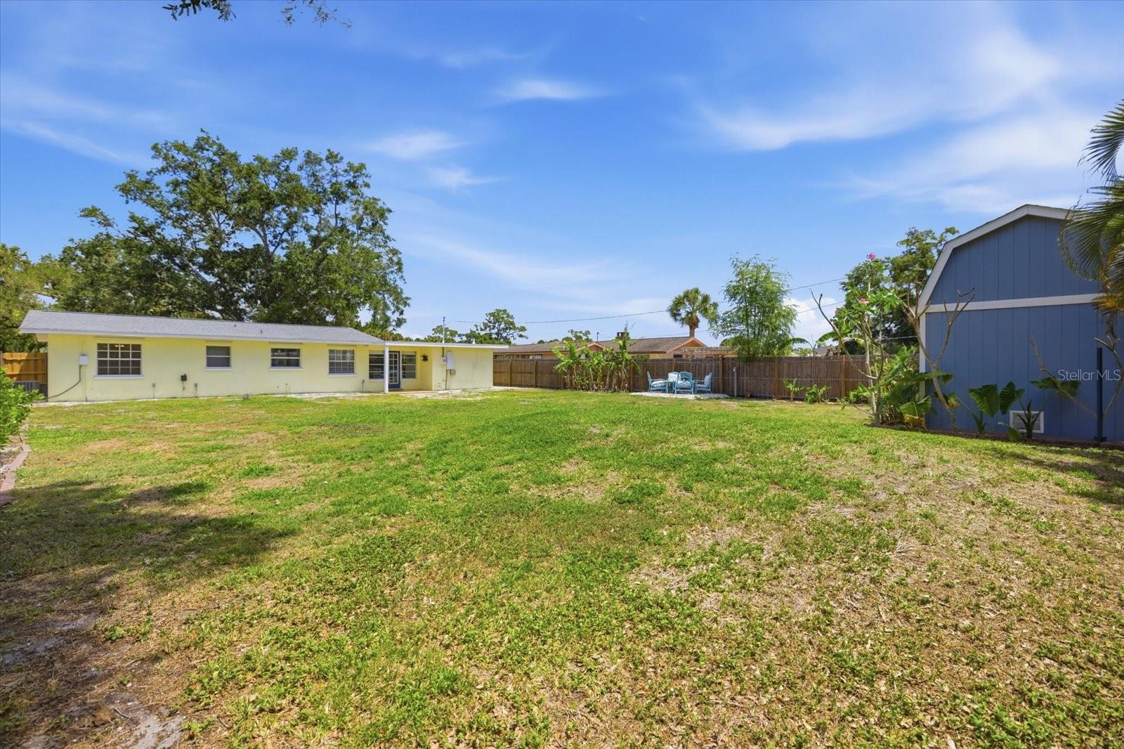 EAST VENICE - Residential