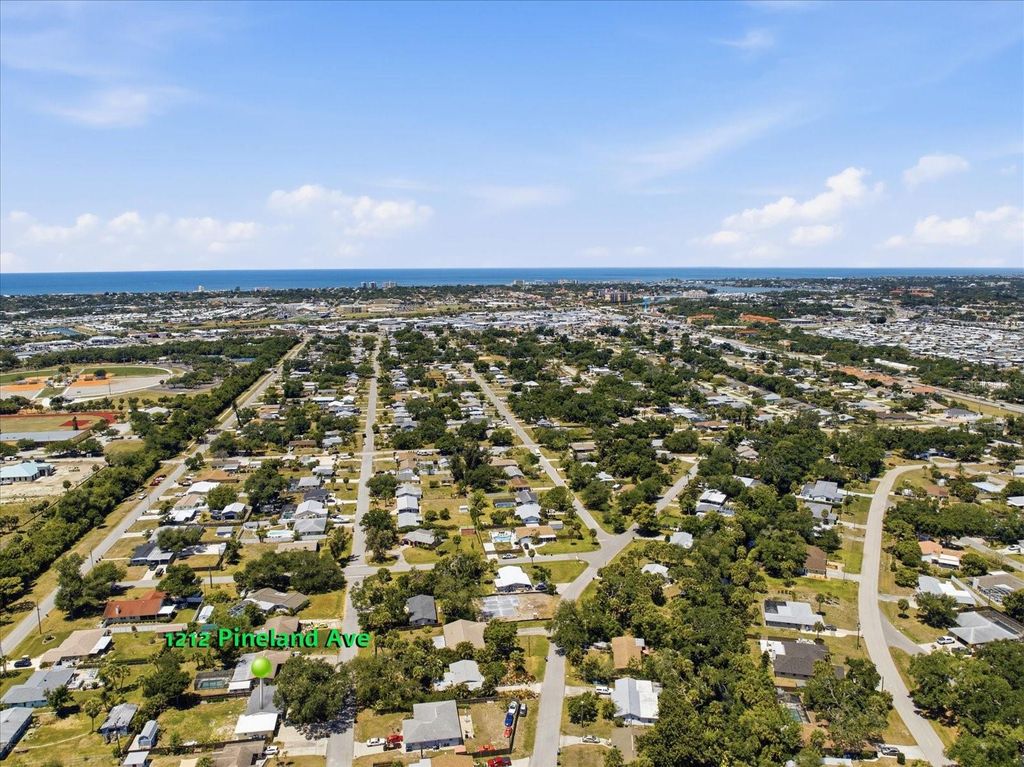 Photo of 1212 Pineland Avenue, Venice, FL 34285 (MLS # N6144041)