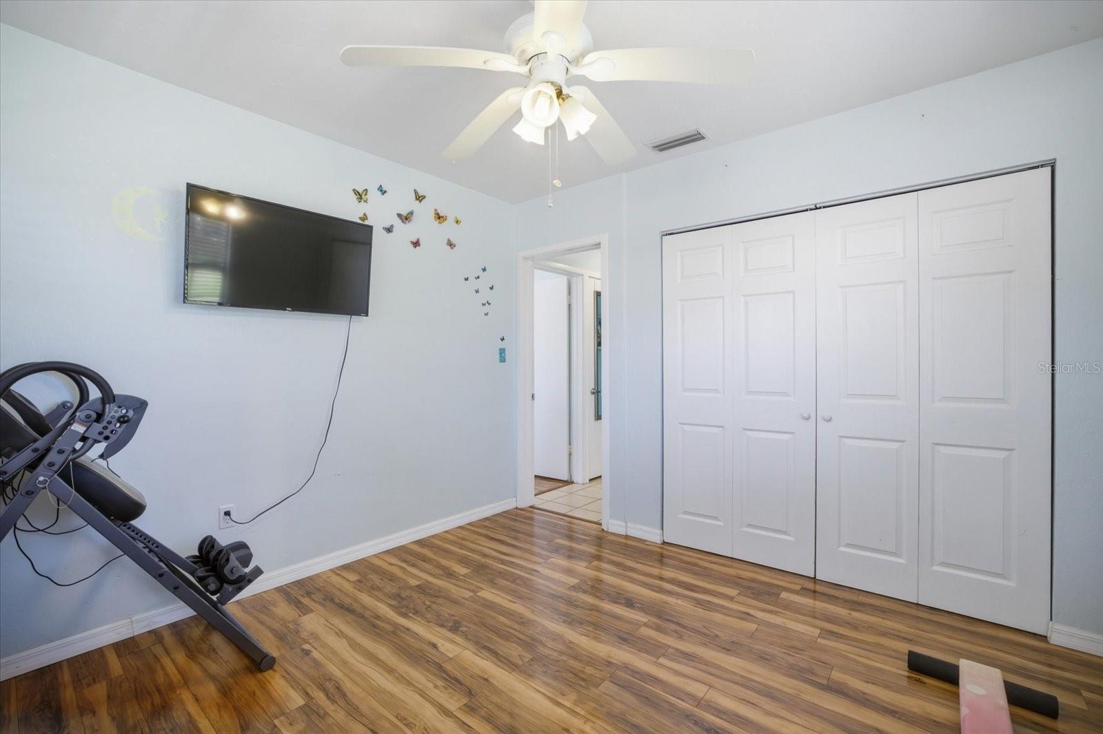 EAST VENICE - Residential