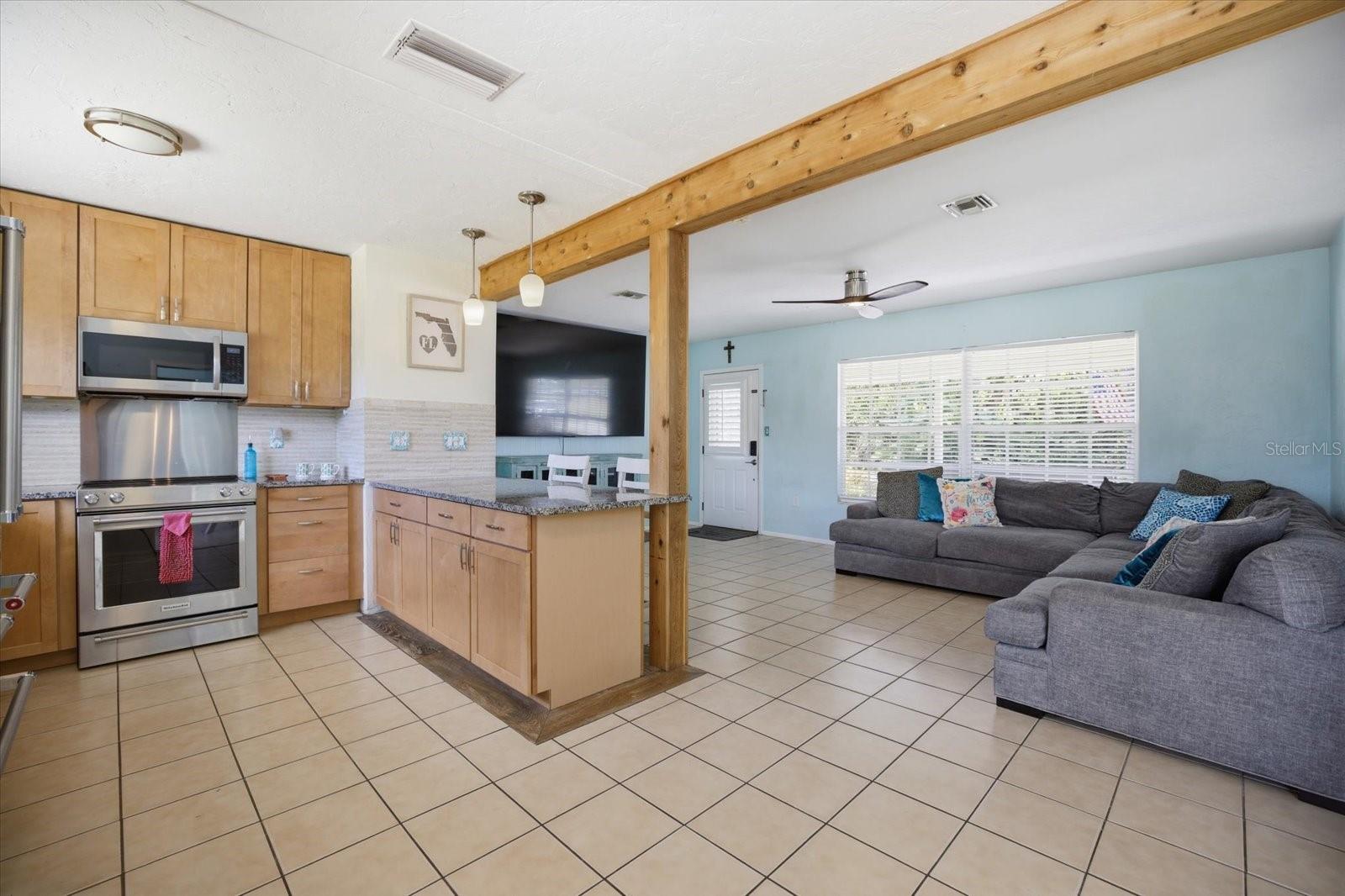 EAST VENICE - Residential