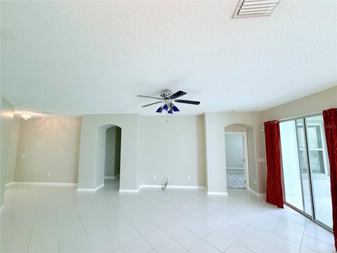 A home in DELAND