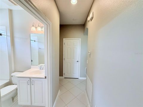 A home in DELAND