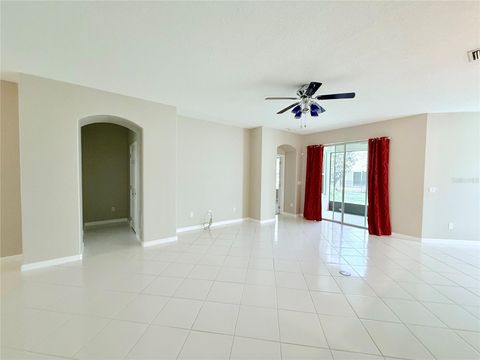 A home in DELAND