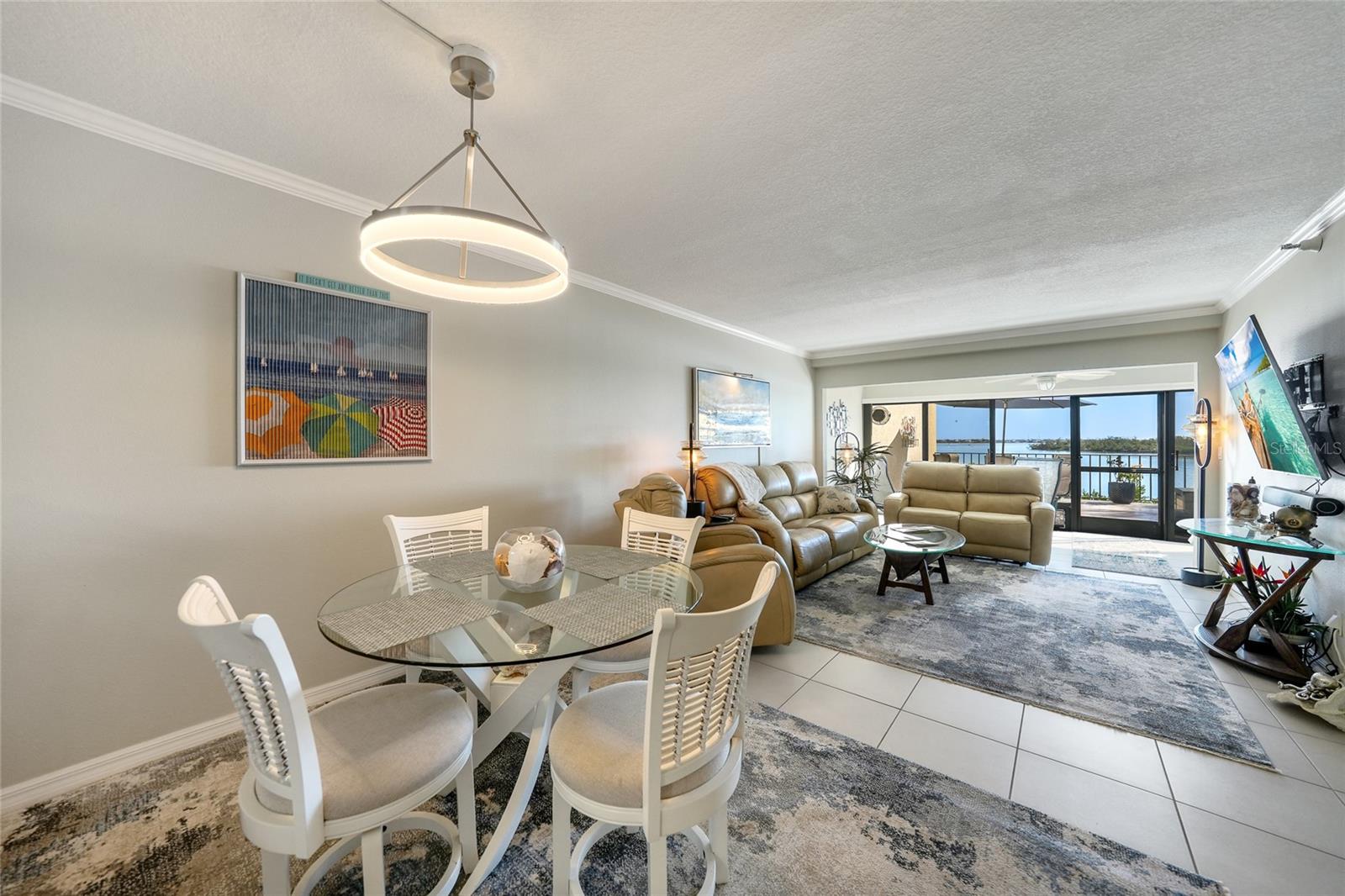 SANDPIPER KEY BLDG 07 - Residential