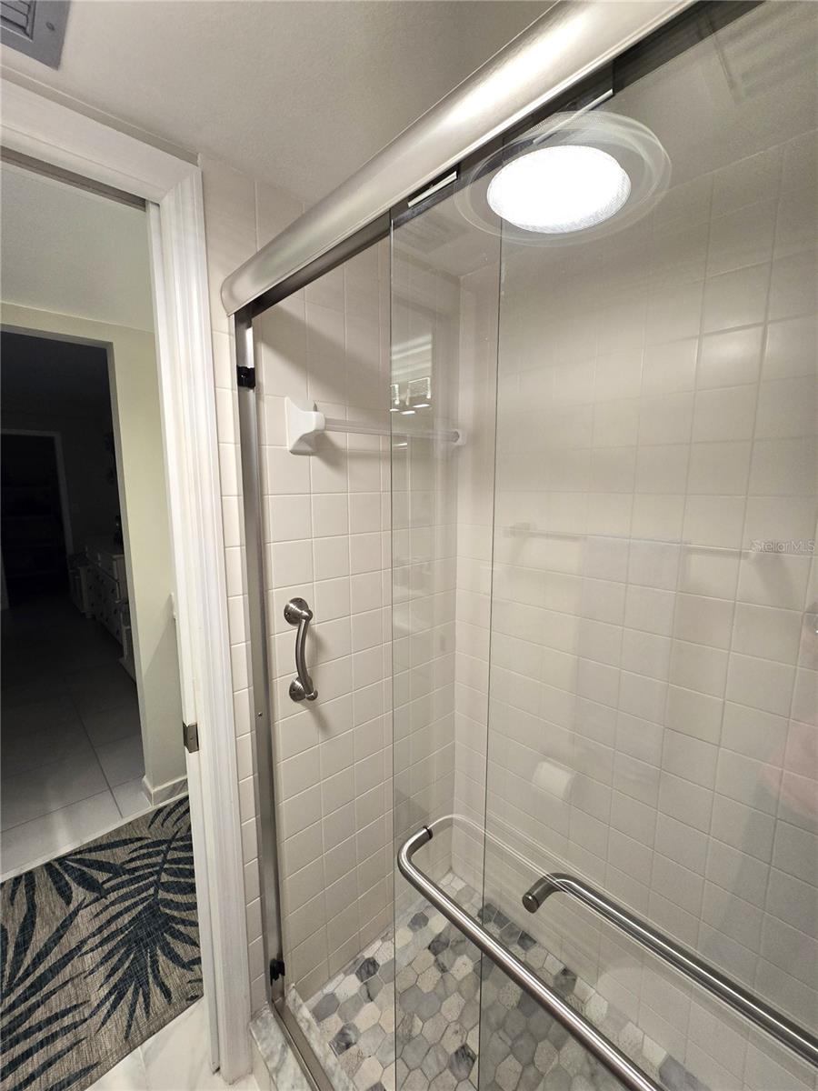 SANDPIPER KEY BLDG 07 - Residential