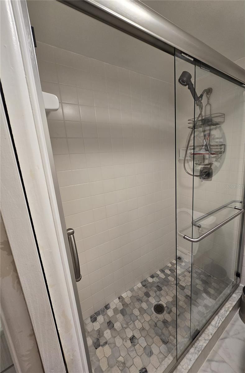 SANDPIPER KEY BLDG 07 - Residential