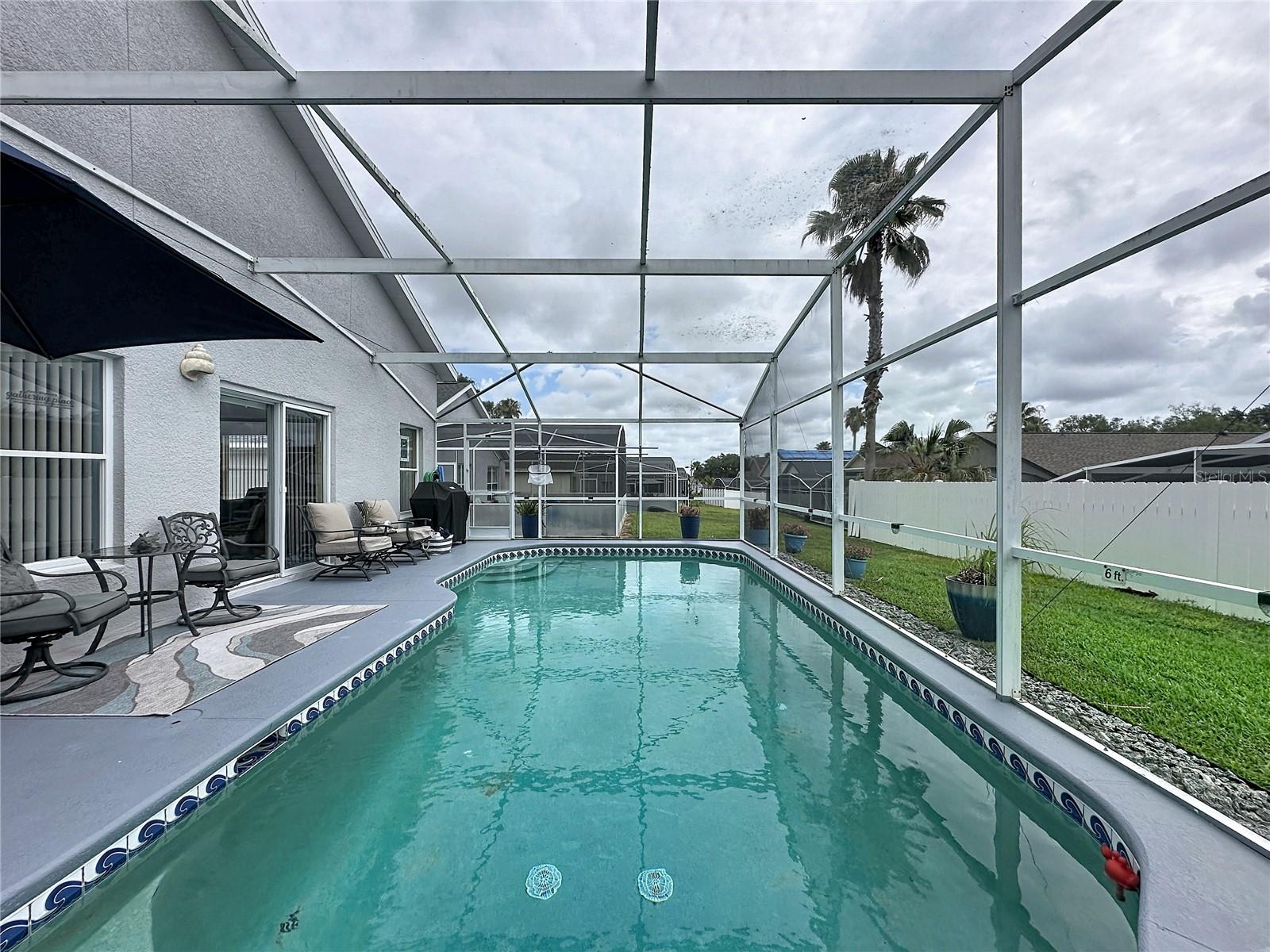 208 CASTLEMAIN CIRCLE