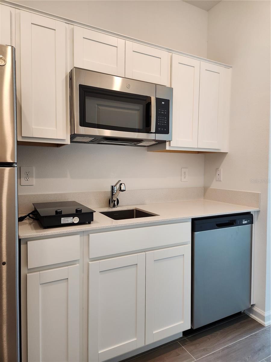 CASCADES 50S - Residential Lease