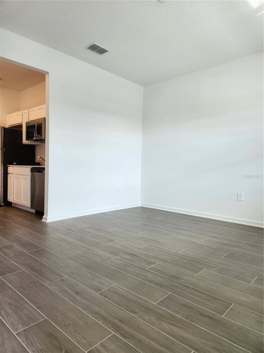 CASCADES 50S - Residential Lease