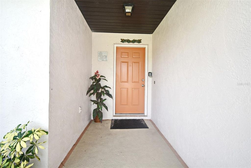 Photo of 1438 Londra Lane, Kissimmee, FL 34744 (MLS # S5135117)