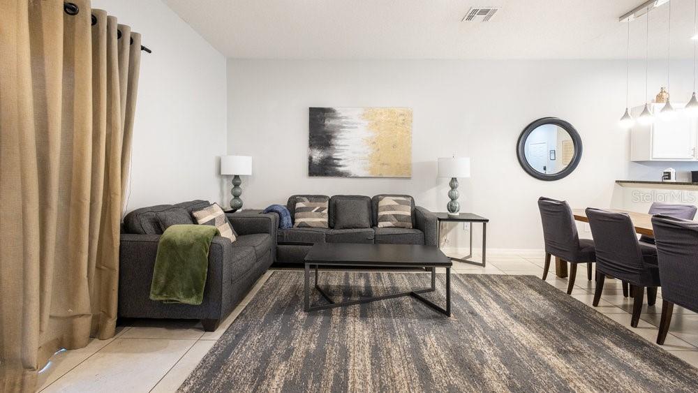 ENCANTADA PH 2 - Residential