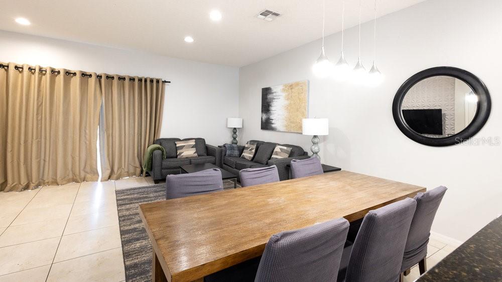 ENCANTADA PH 2 - Residential