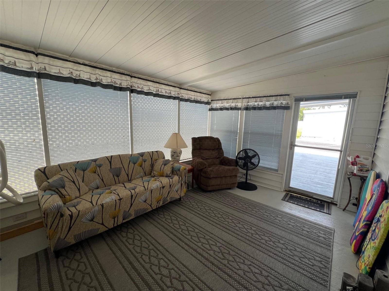 PALM HILL MOBILE HOME PARK UNREC - Residential