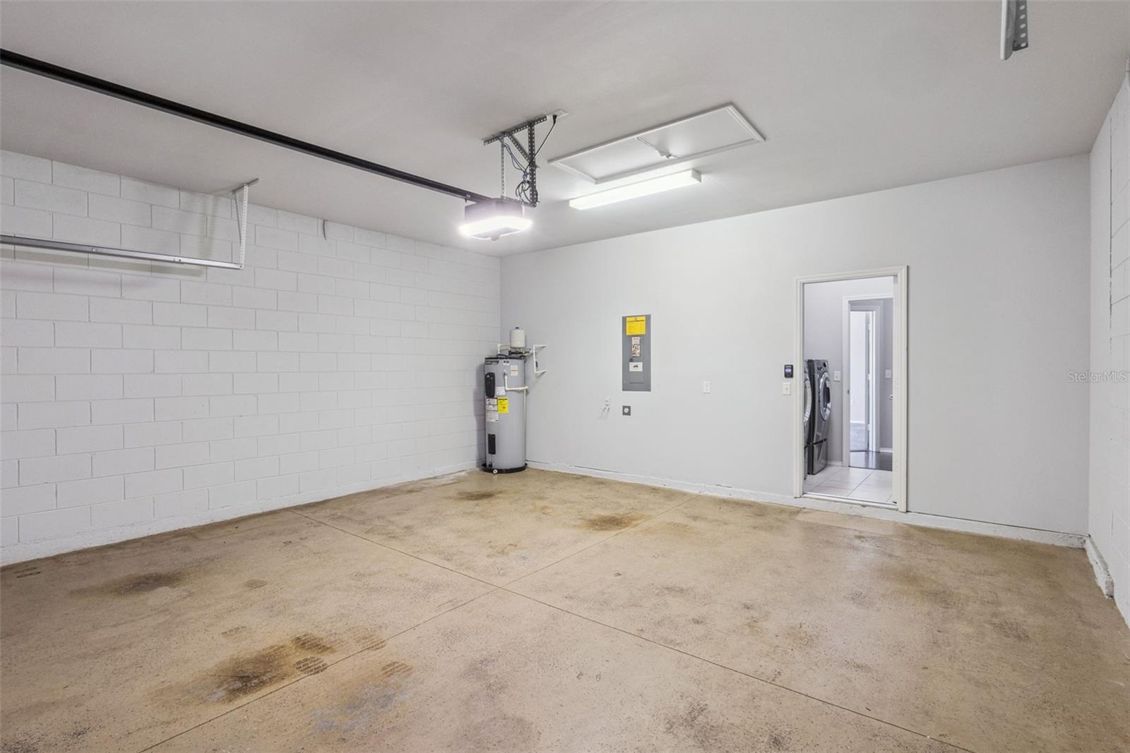 MOUNT DORA LANCASTER AT LOCH LEVEN PH 2B REP - Residential