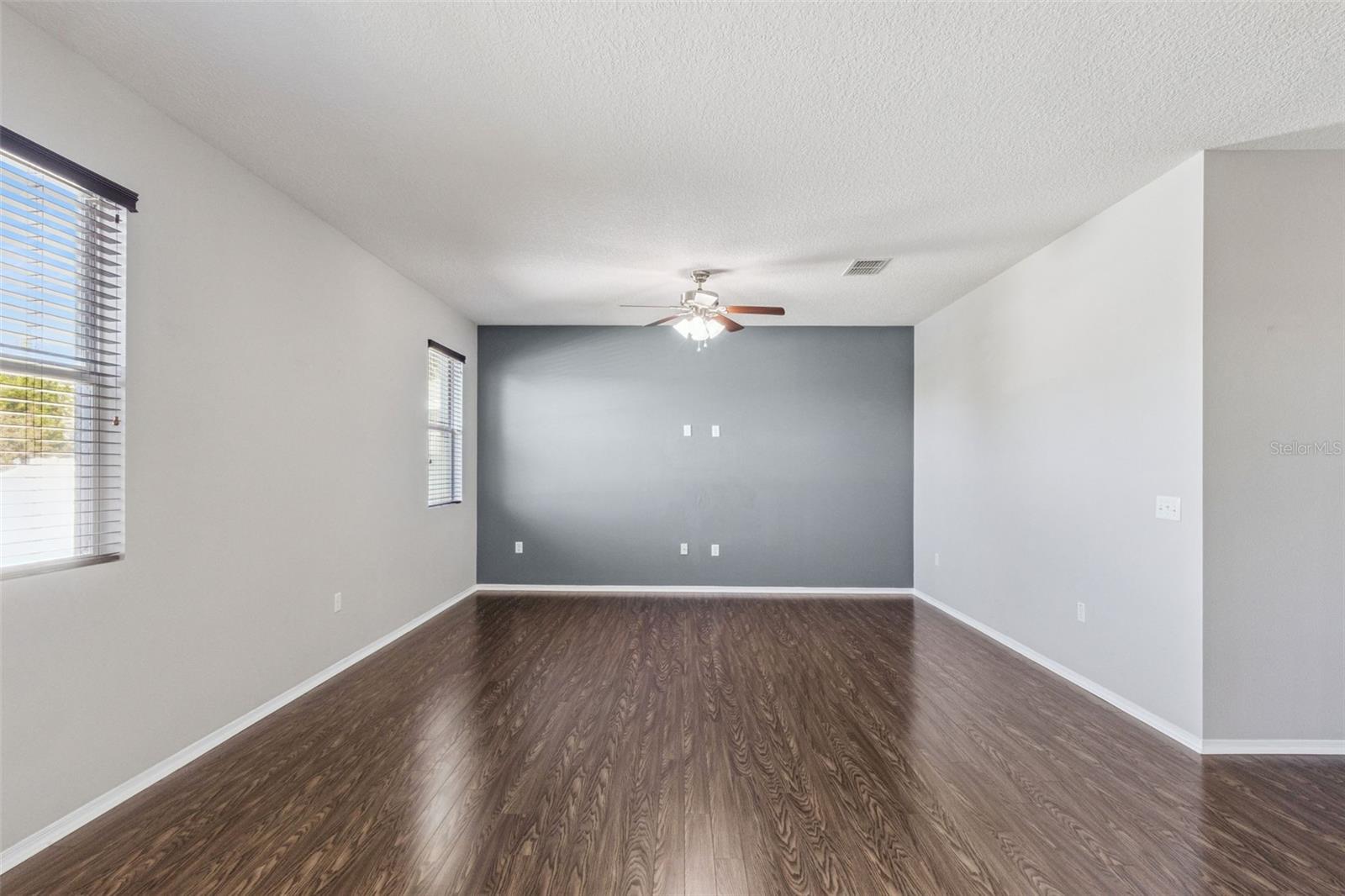 MOUNT DORA LANCASTER AT LOCH LEVEN PH 2B REP - Residential