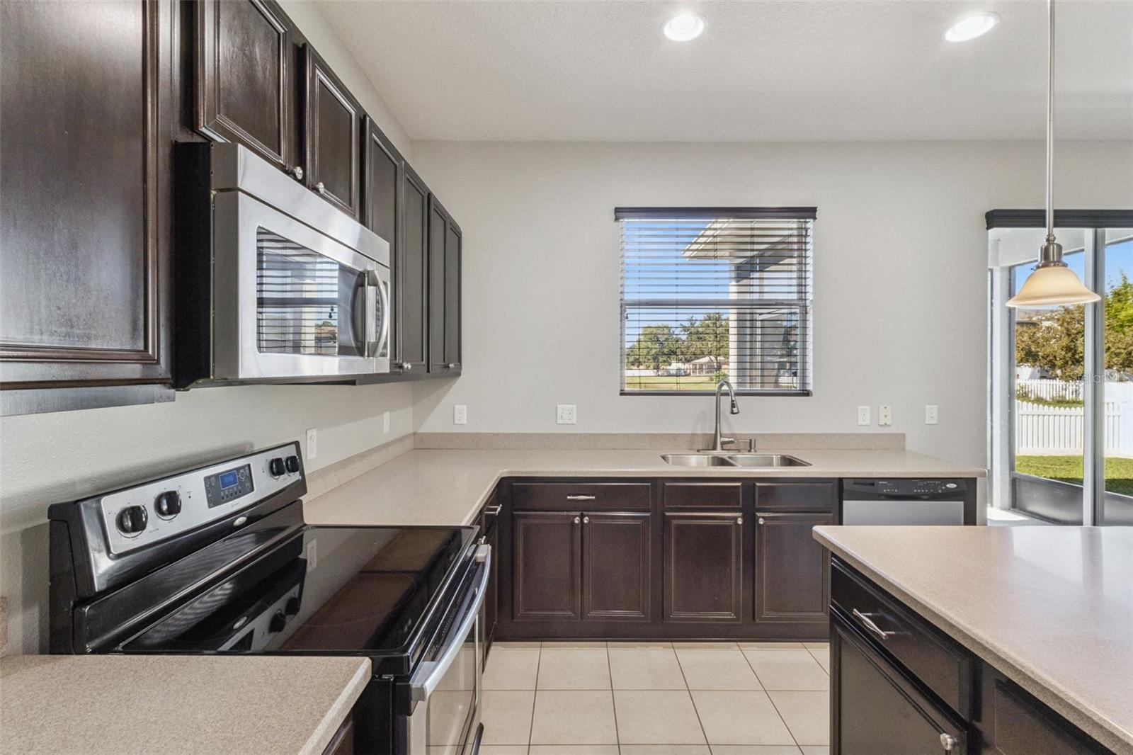 MOUNT DORA LANCASTER AT LOCH LEVEN PH 2B REP - Residential