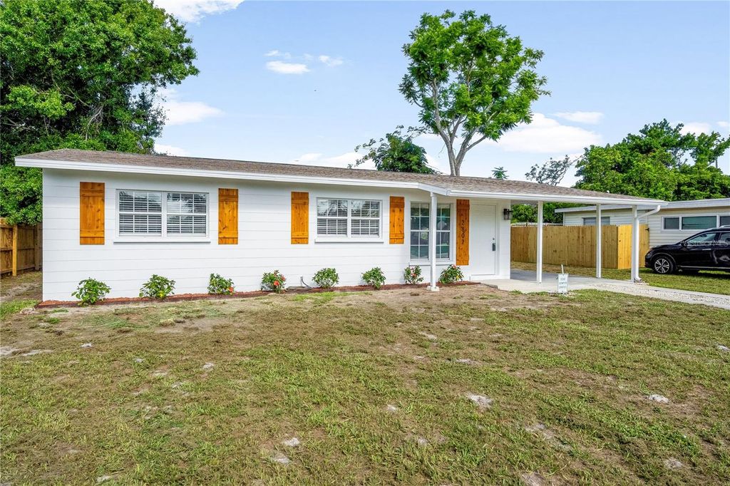 Photo of 2802 21st Street W, Bradenton, FL 34205 (MLS # A4656712)