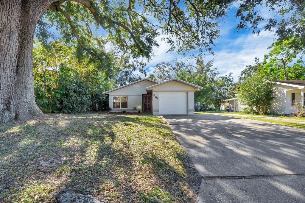 Photo of 526 Palencia Place, Lakeland, FL 33803 (MLS # L4958555)