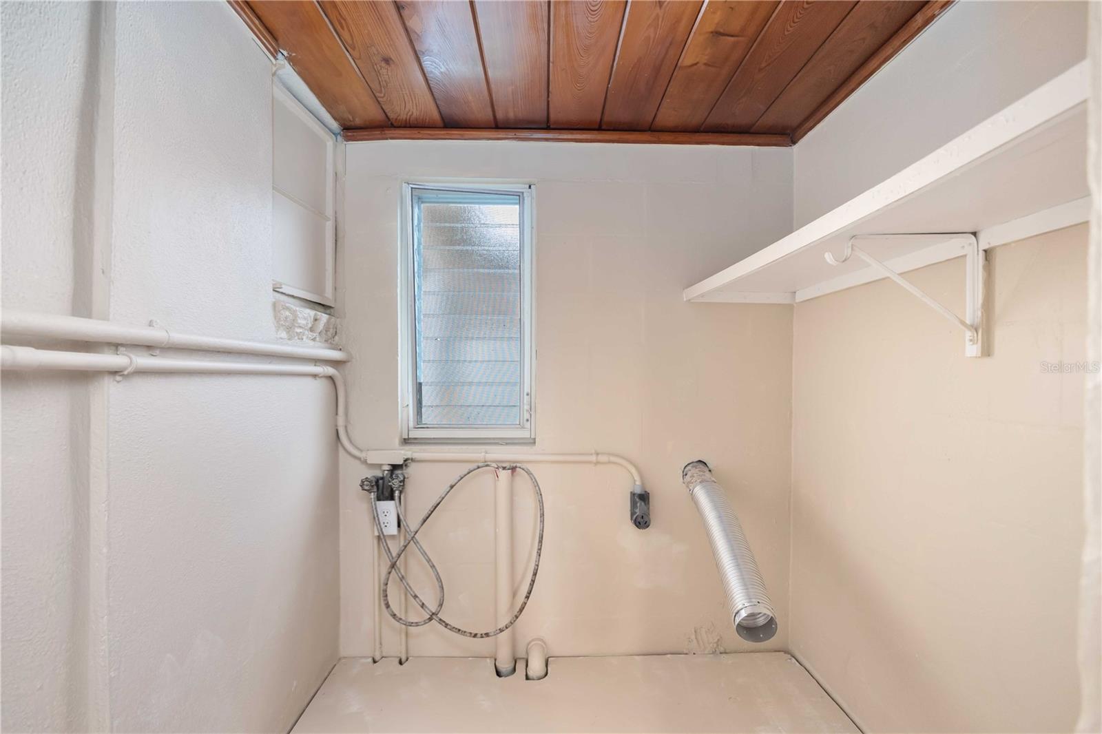 SUNNY SHORES TRAILER COMMUNITY - Residential