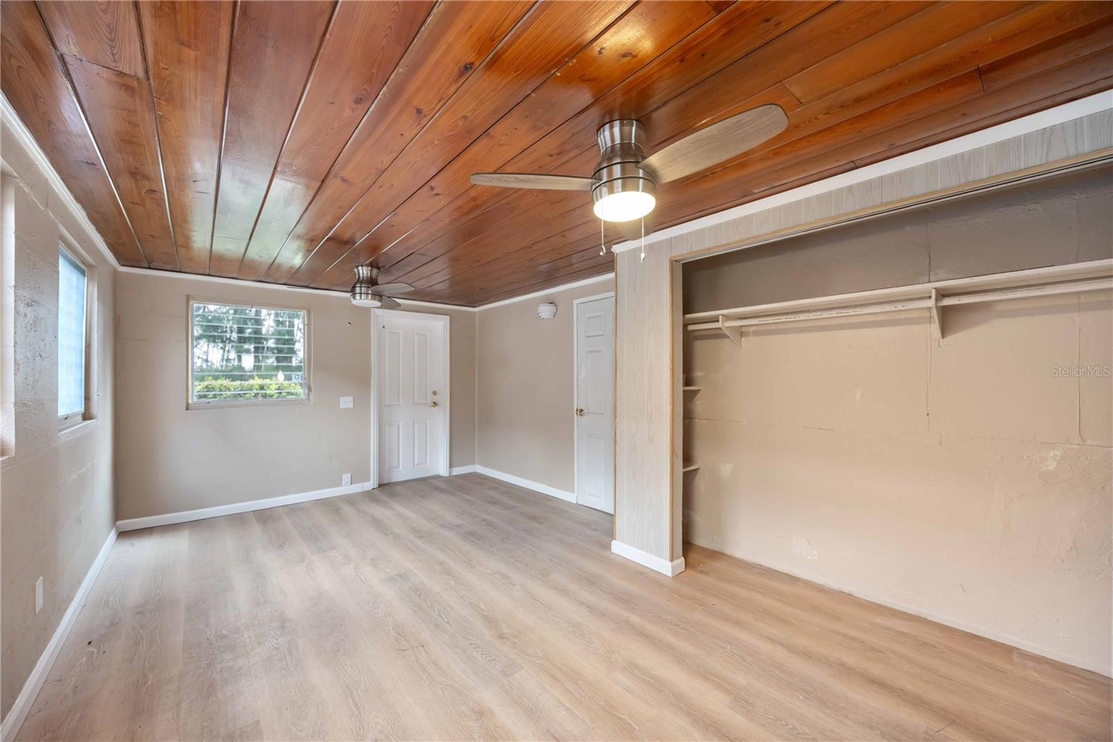 SUNNY SHORES TRAILER COMMUNITY - Residential