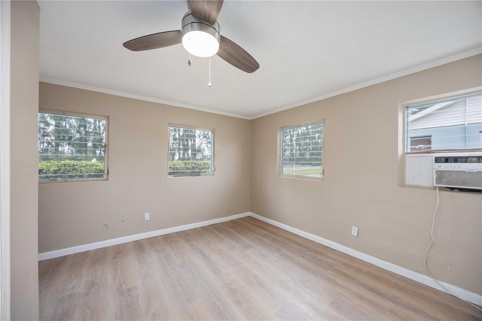 SUNNY SHORES TRAILER COMMUNITY - Residential