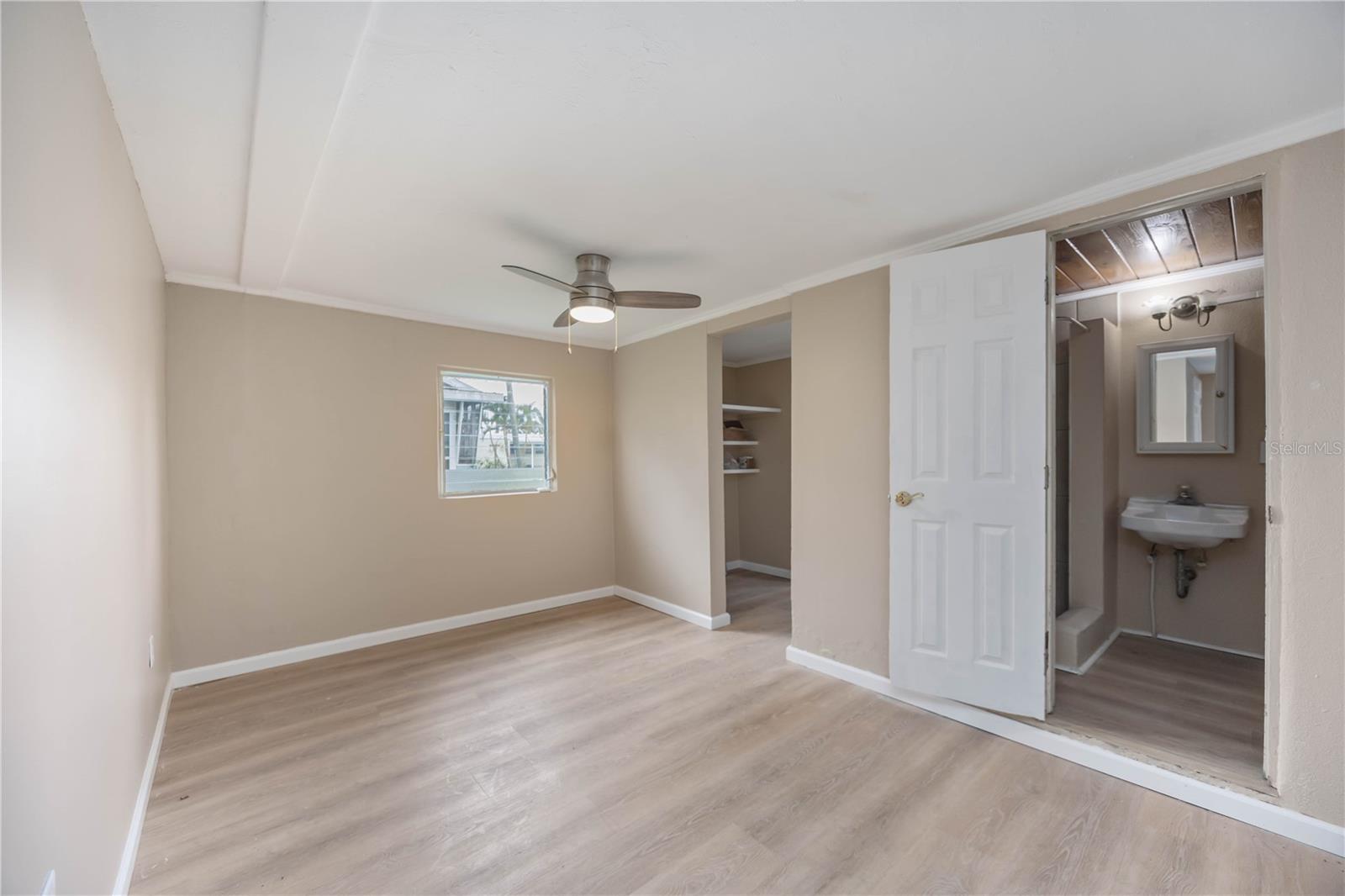 SUNNY SHORES TRAILER COMMUNITY - Residential