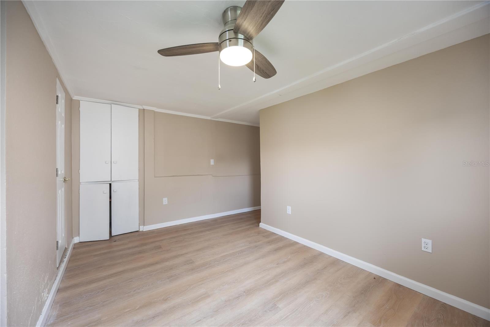 SUNNY SHORES TRAILER COMMUNITY - Residential